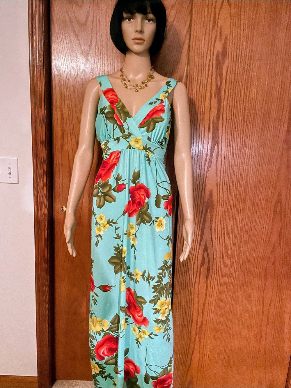 NWT: Pretty Young Thing Maci floral dress